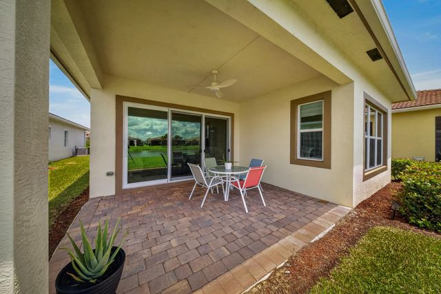 25037 SW Alberti Way, Port St Lucie, FL 34986