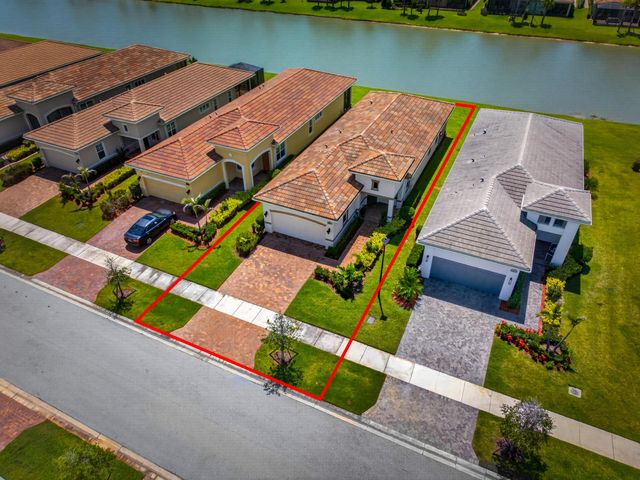 25037 SW Alberti Way, Port St Lucie, FL 34986