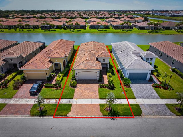 25037 SW Alberti Way, Port St Lucie, FL 34986