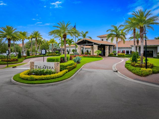 25037 SW Alberti Way, Port St Lucie, FL 34986