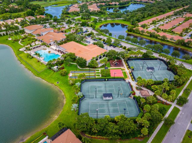 25037 SW Alberti Way, Port St Lucie, FL 34986