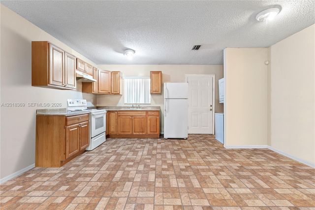 430 SW 10th Ave, Homestead, FL 33030