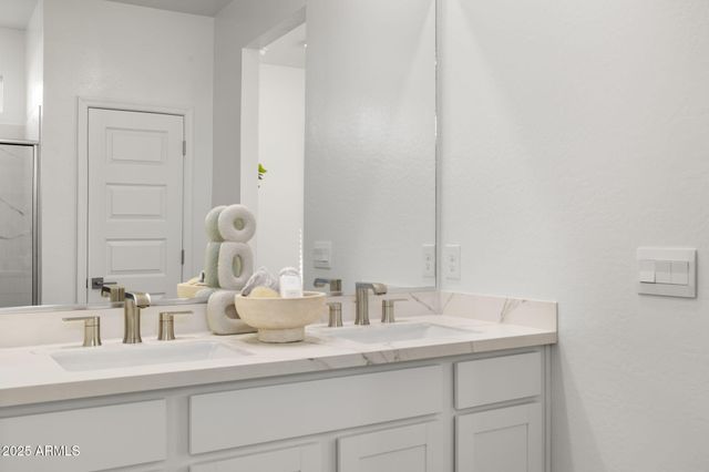 15415 W GRAY FOX Trail N, Surprise, AZ 85387