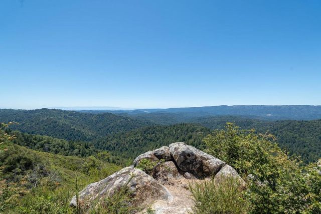 18568 Favre Ridge Road, Los Gatos, CA 95033