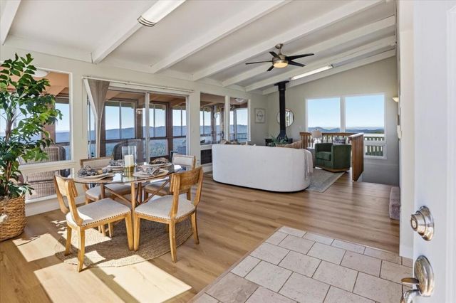 18568 Favre Ridge Road, Los Gatos, CA 95033