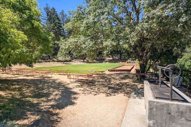 18568 Favre Ridge Road, Los Gatos, CA 95033