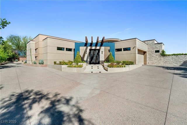 10 Ridge Blossom Road, Las Vegas, NV 89135