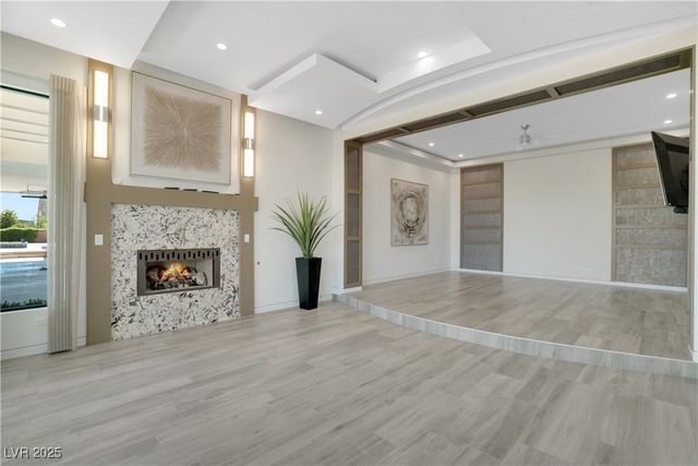 10 Ridge Blossom Road, Las Vegas, NV 89135