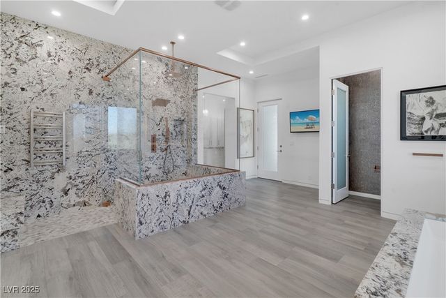 10 Ridge Blossom Road, Las Vegas, NV 89135