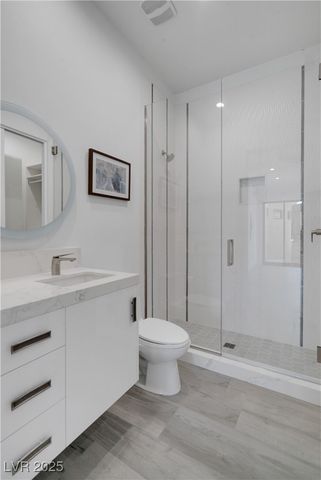 10 Ridge Blossom Road, Las Vegas, NV 89135