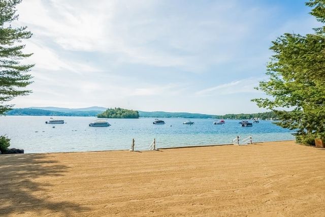 41 Lantern Circle, Laconia, NH 03246