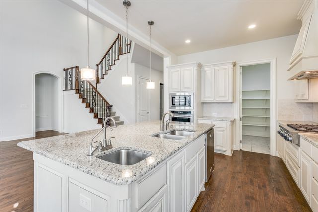 1407 Bridle Boulevard, Frisco, TX 75036