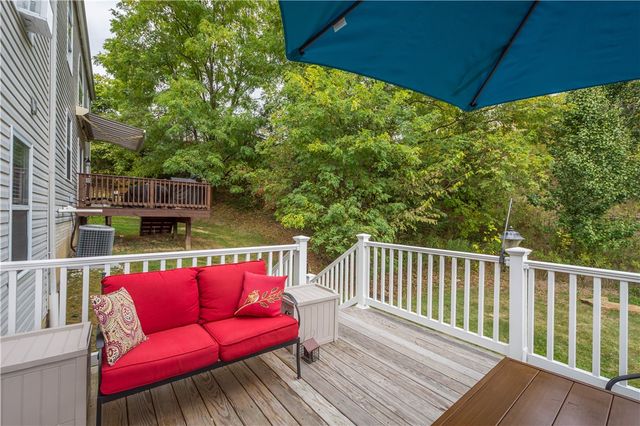 220 Brae Glen Dr, North Strabane, PA 15317