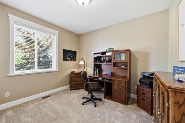 9414 N Phoebe Dr, Spokane, WA 99208