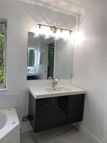 11301 ROCKINGHORSE RD, Cooper City, FL 33027