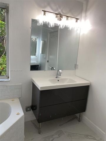 11301 ROCKINGHORSE RD, Cooper City, FL 33027