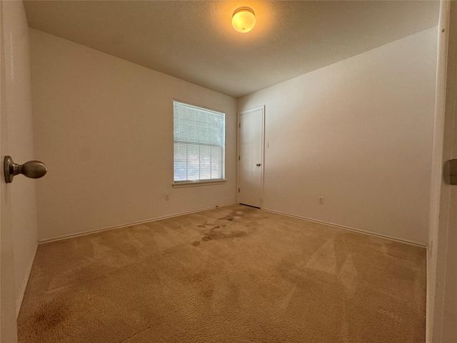 18420 Wind Tree LN, Elgin, TX 78621