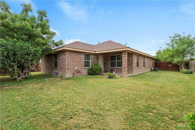 813 Chickadee Avenue, Pharr, TX 78577