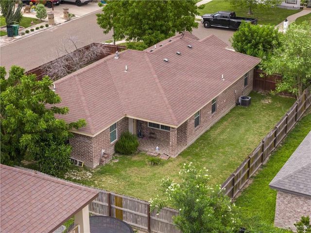 813 Chickadee Avenue, Pharr, TX 78577