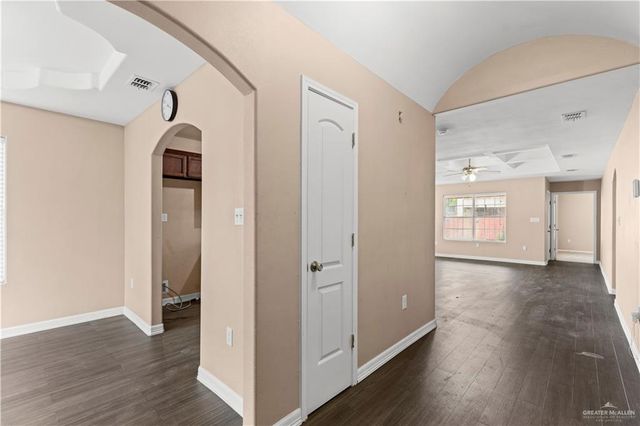 813 Chickadee Avenue, Pharr, TX 78577