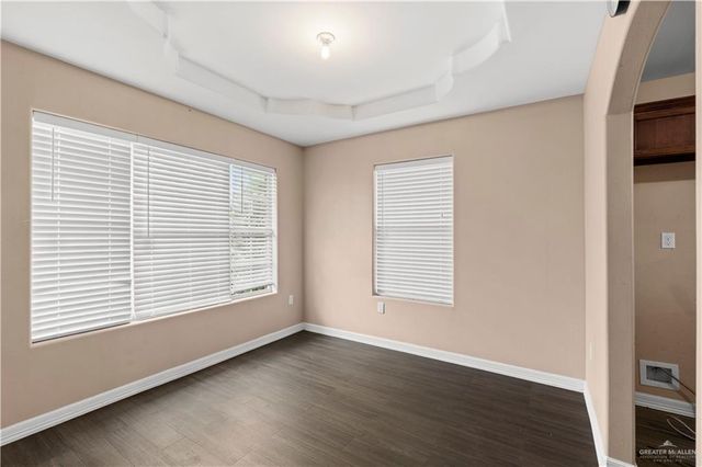 813 Chickadee Avenue, Pharr, TX 78577