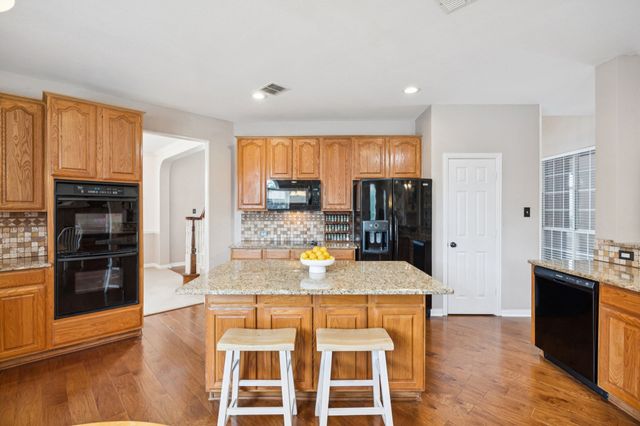 9513 Tiger Drive, Plano, TX 75025