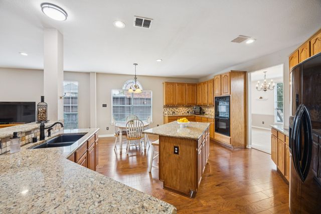 9513 Tiger Drive, Plano, TX 75025