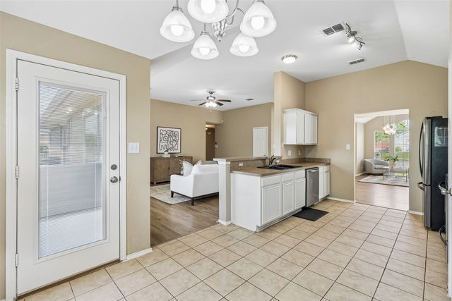 3202 Creekside Drive, Sachse, TX 75048