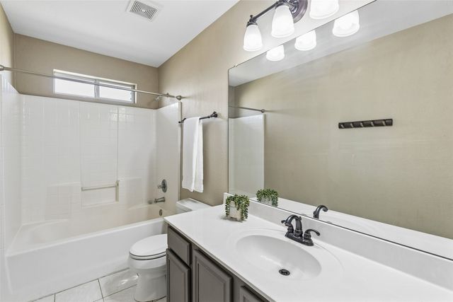 3202 Creekside Drive, Sachse, TX 75048