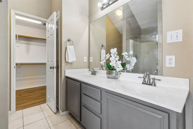 3202 Creekside Drive, Sachse, TX 75048