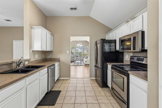 3202 Creekside Drive, Sachse, TX 75048