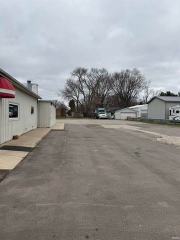 512 Lincolnway Highway, Osceola, IN 46561