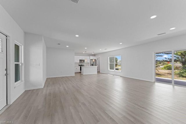 15 Hampton AVE, Lehigh Acres, FL 33936