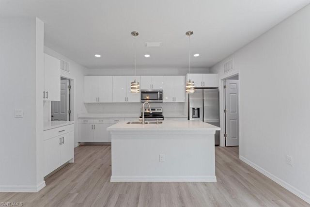 15 Hampton AVE, Lehigh Acres, FL 33936