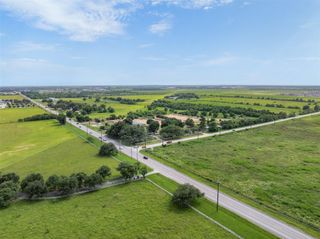 21459 Fm 362 Road SE, Waller, TX 77484