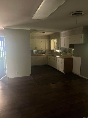 1305 W 8th Street, El Dorado, AR 71730