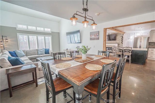 21728 Cheswold Avenue, Saugus, CA 91350