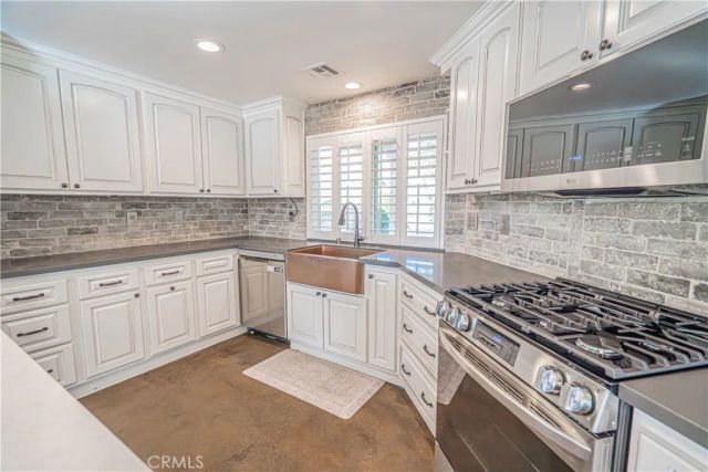 21728 Cheswold Avenue, Saugus, CA 91350