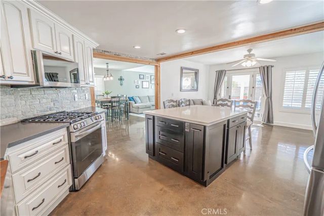 21728 Cheswold Avenue, Saugus, CA 91350