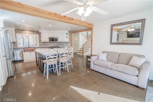 21728 Cheswold Avenue, Saugus, CA 91350