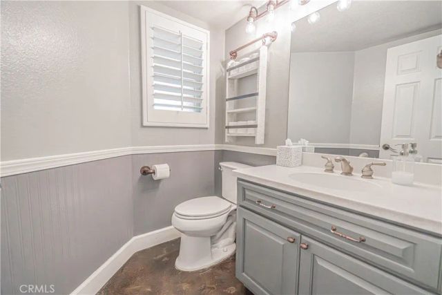 21728 Cheswold Avenue, Saugus, CA 91350