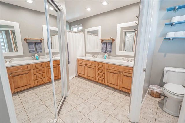 21728 Cheswold Avenue, Saugus, CA 91350