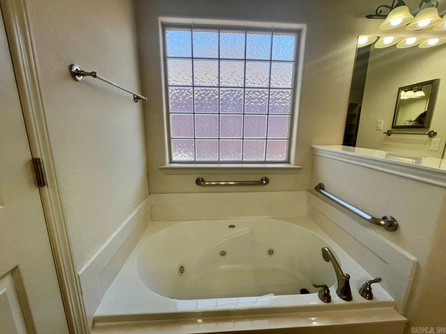 312 Willowbend Circle, Hot Springs, AR 71913