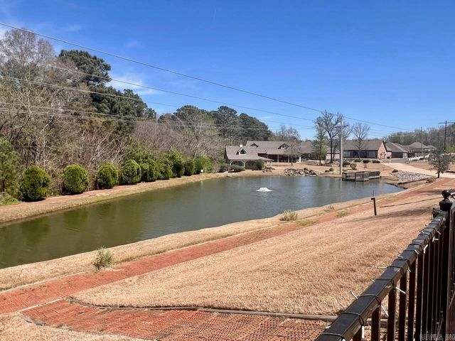 312 Willowbend Circle, Hot Springs, AR 71913