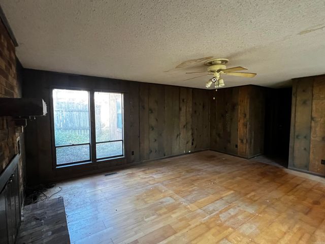 2404 Cedar Creek Rd, North Little Rock, AR 72116