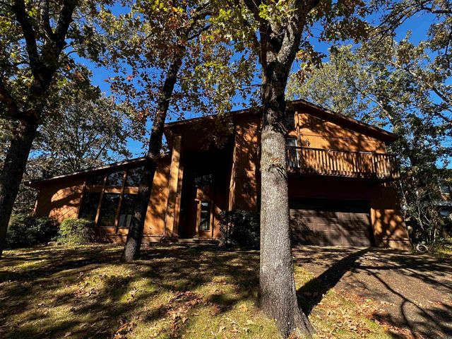 2404 Cedar Creek Rd, North Little Rock, AR 72116