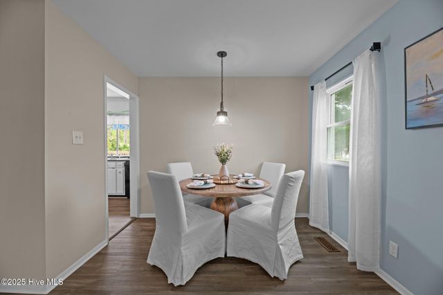 210 Glenburnie Drive, New Bern, NC 28560