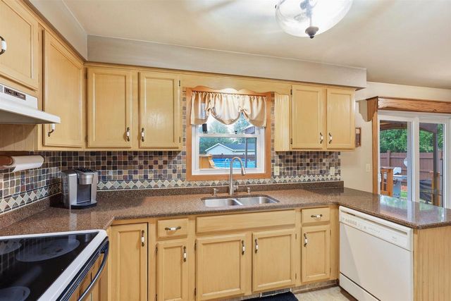 1786 SCHAEFER CIRCLE, Appleton, WI 54915