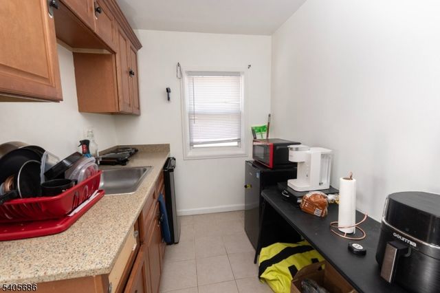 10 Glennon Pl, West Orange Twp., NJ 07052