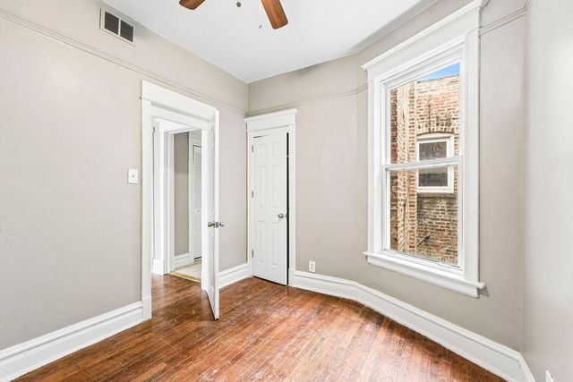 6344 S Eberhart Avenue, Chicago, IL 60637